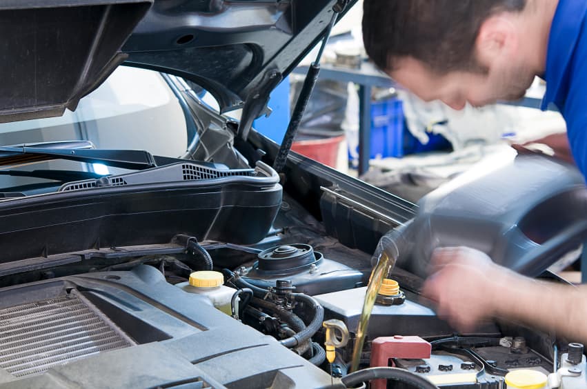 The Importance of Oil Change - Top 5 Reasons | Meineke Car Care